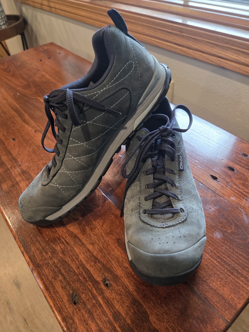 Oboz Bozeman Womens Sz 9 Suede  Leather Olive OFit Hiking Shoes Low Top Casual